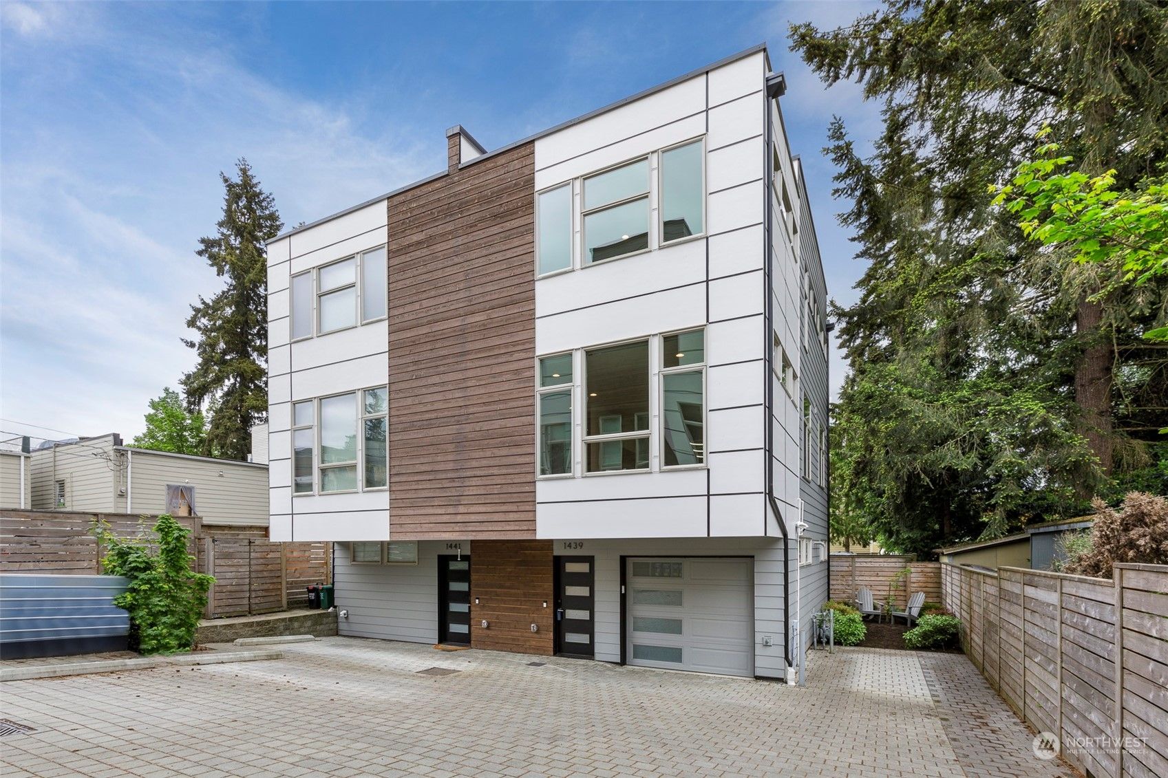 1439 Ne 120th Street