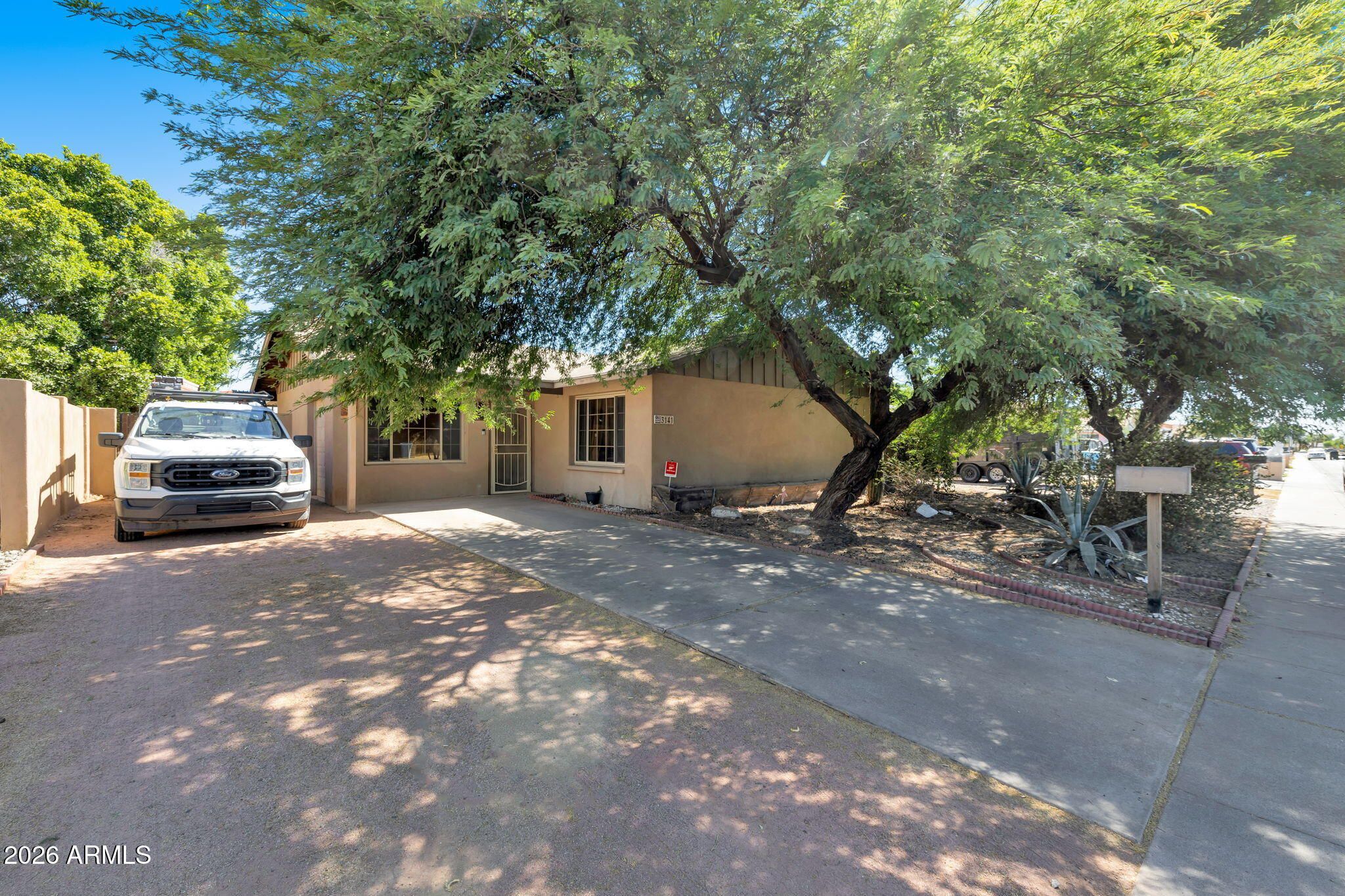 3141 W Desert Cove Avenue
