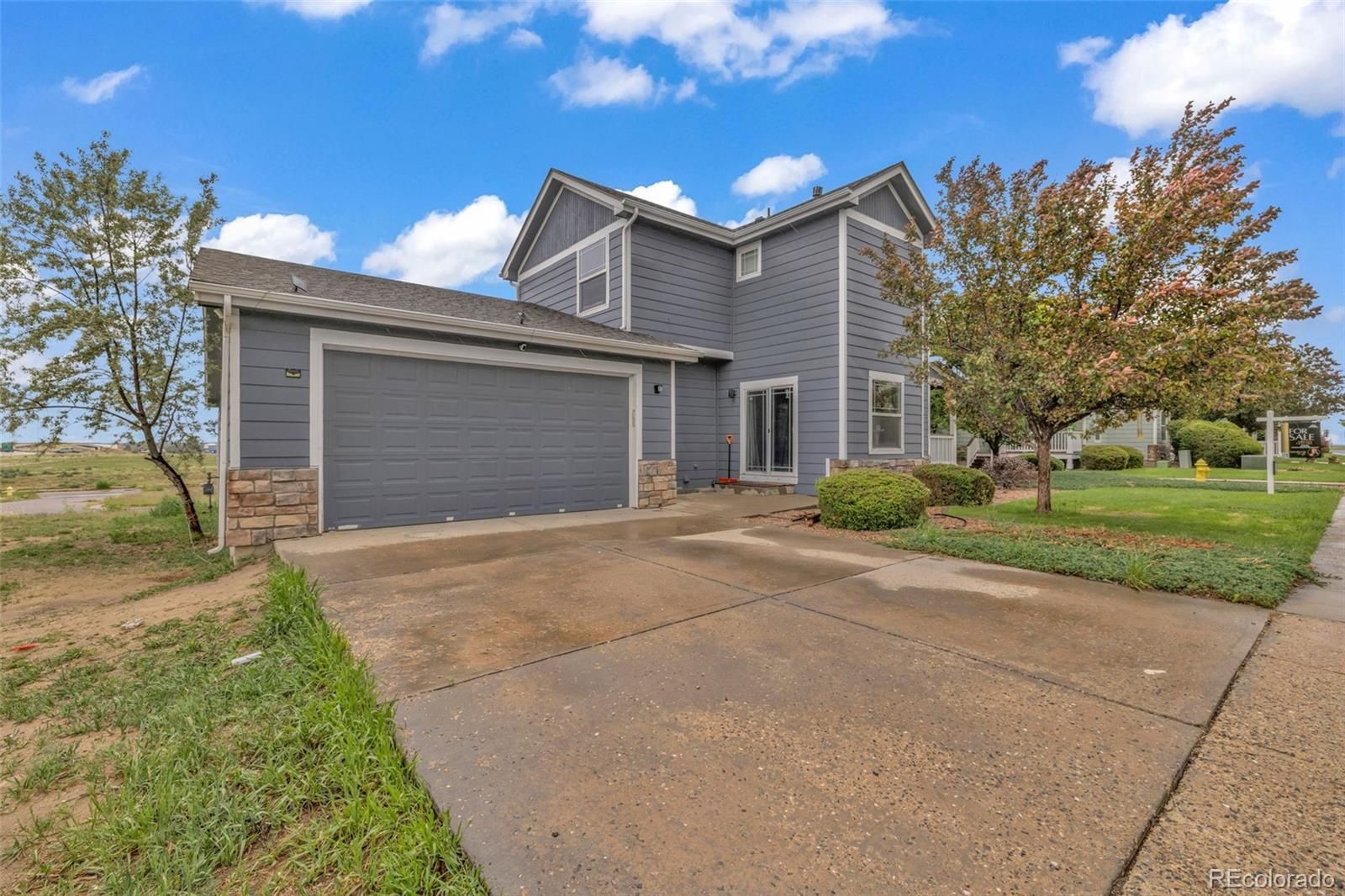 12 Golden Eagle Parkway