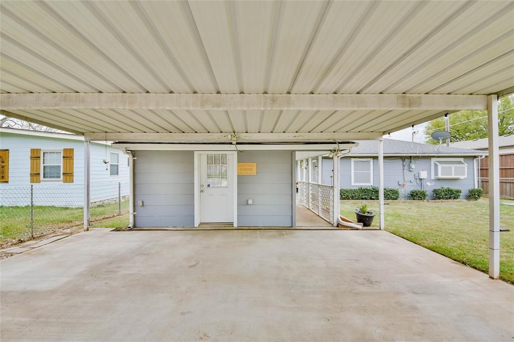 4309 Elmwood Court