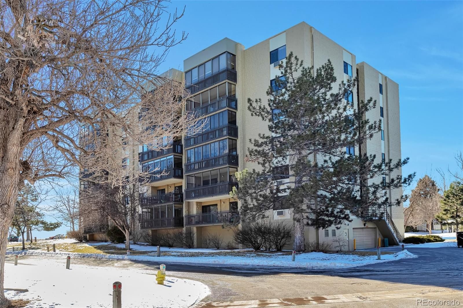 13601 E Marina Drive 404