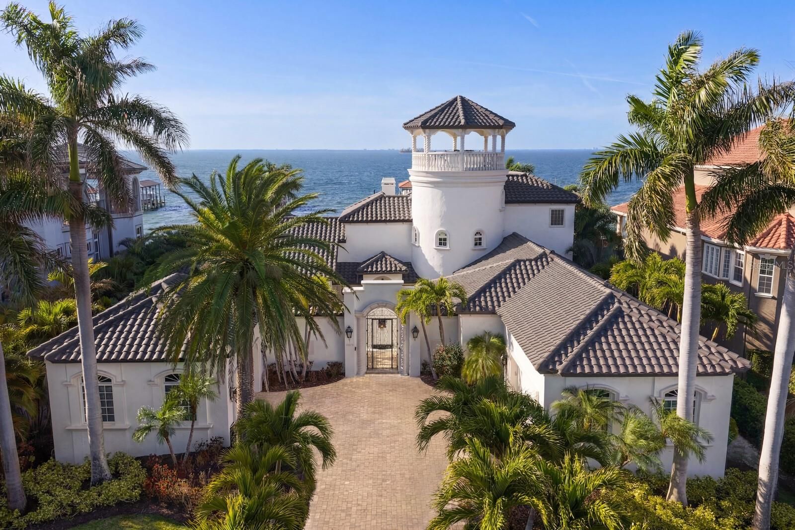 6528 Surfside Boulevard