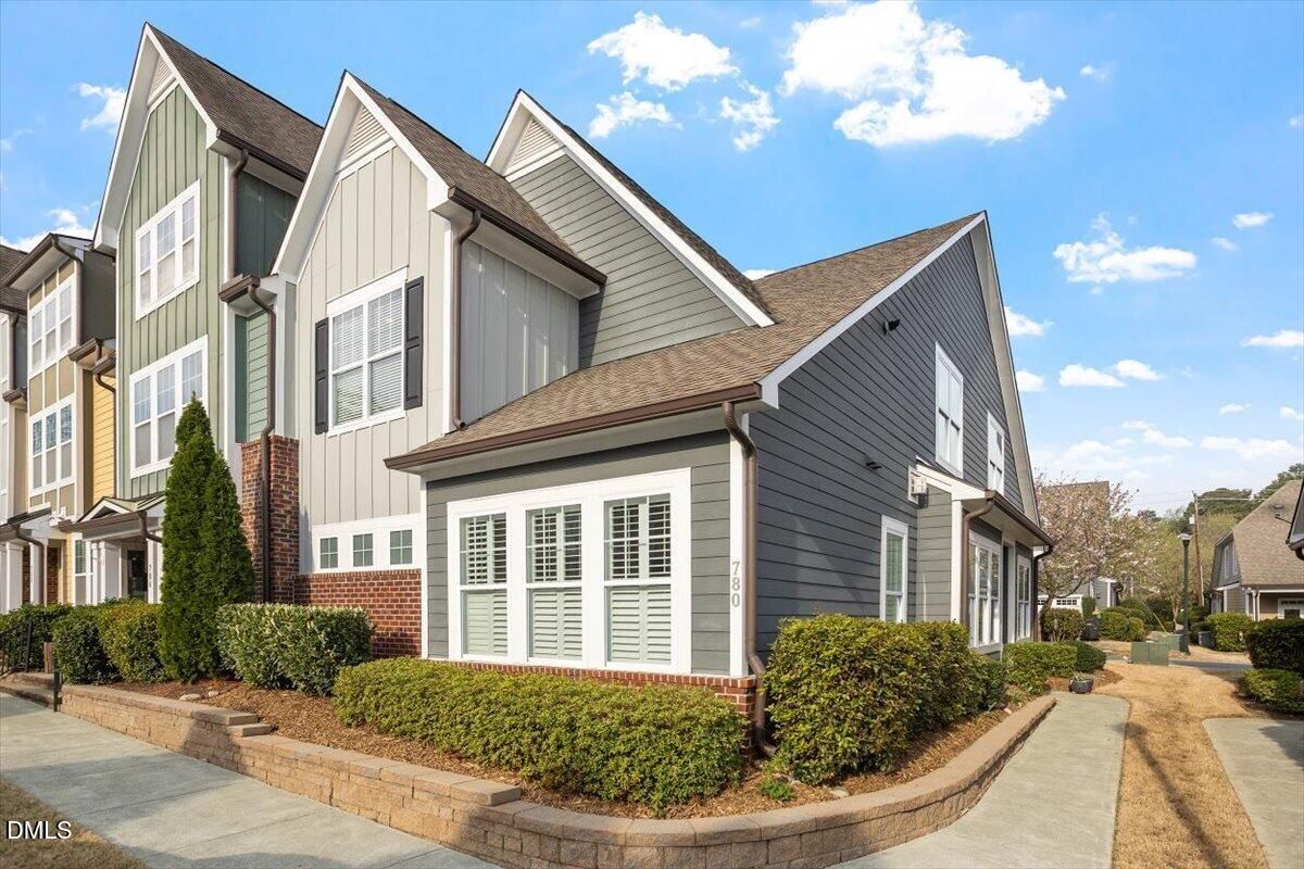 780 Fallon Grove Way