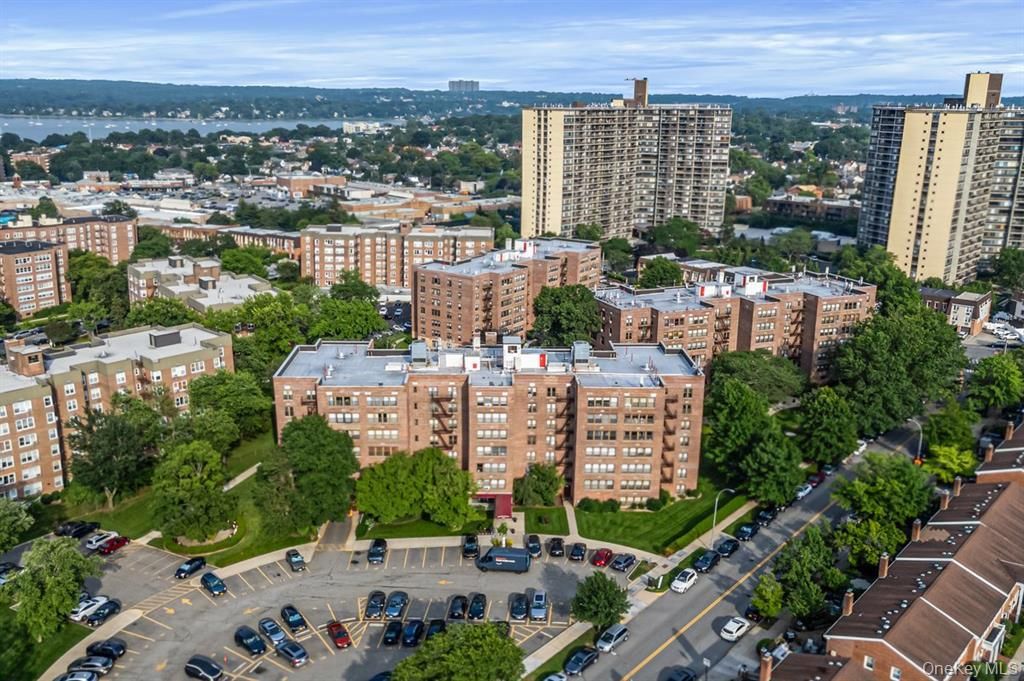 18-55 Corporal Kennedy Street 6-H