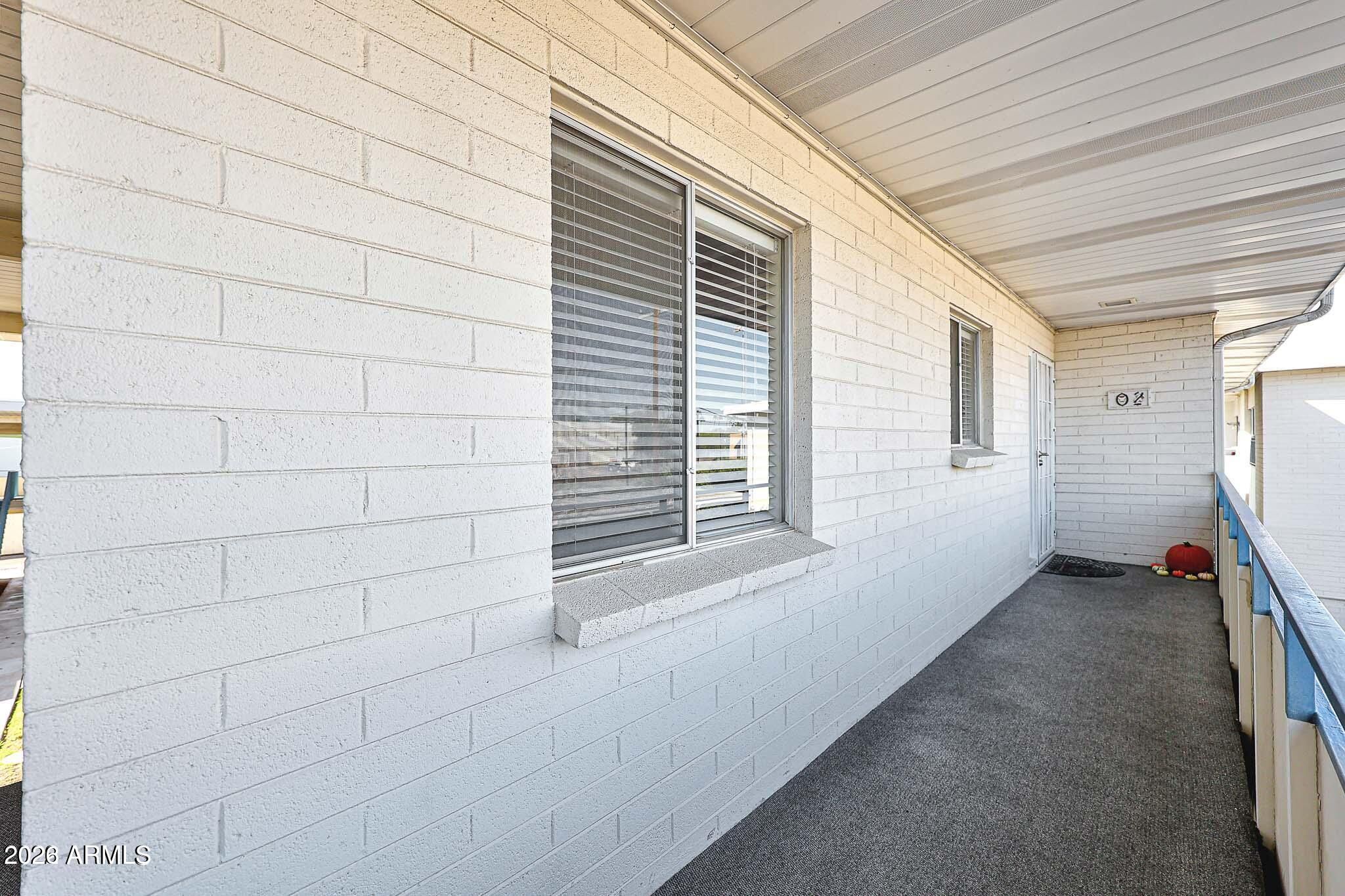 100 W Maryland Avenue O2