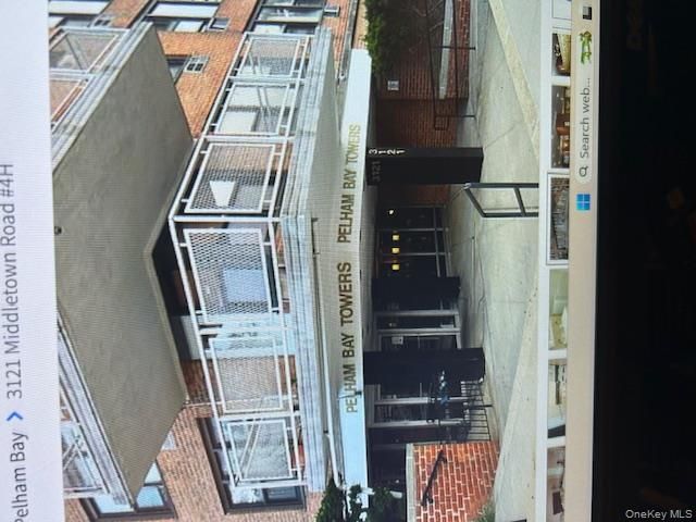 3121 Middletown Road 8J