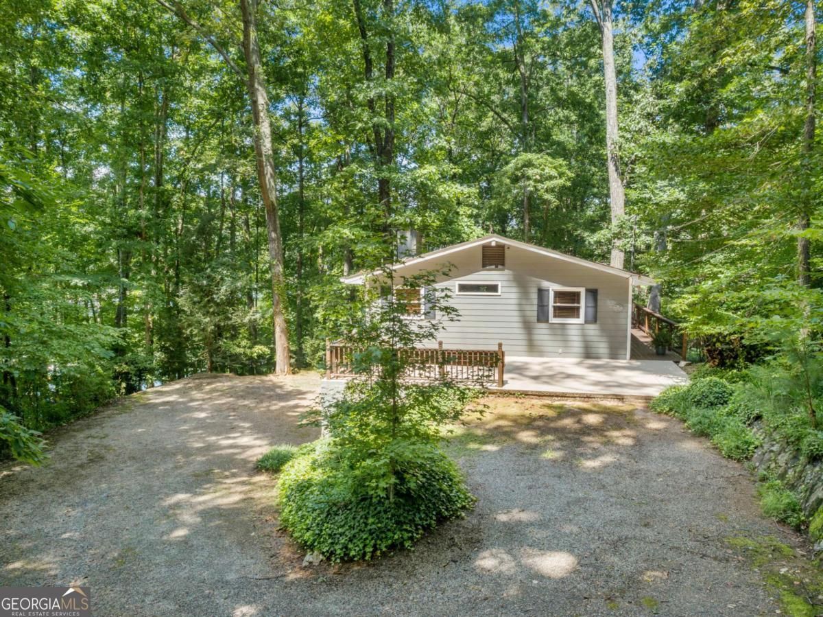 8425 Lynn Drive