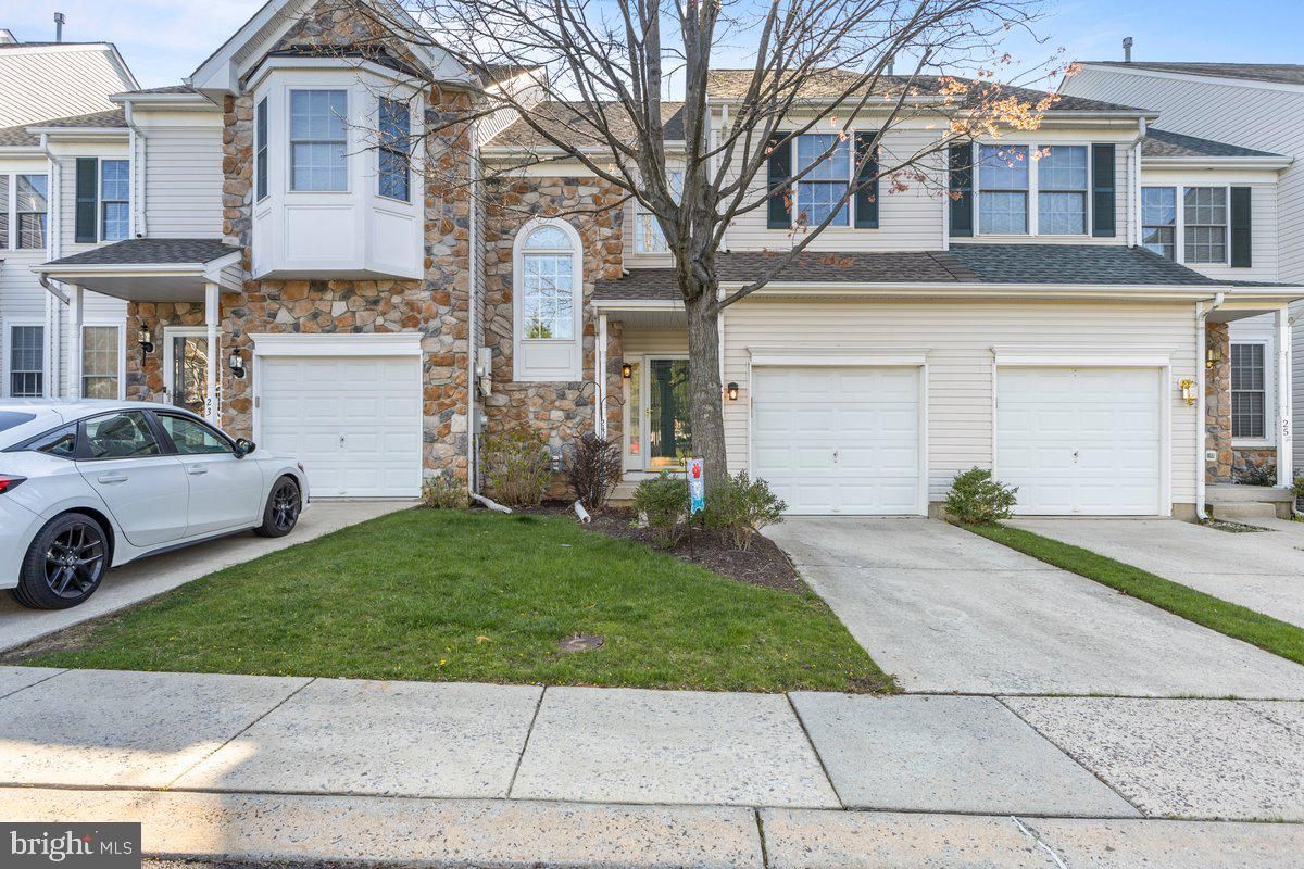 24 Farmington Court