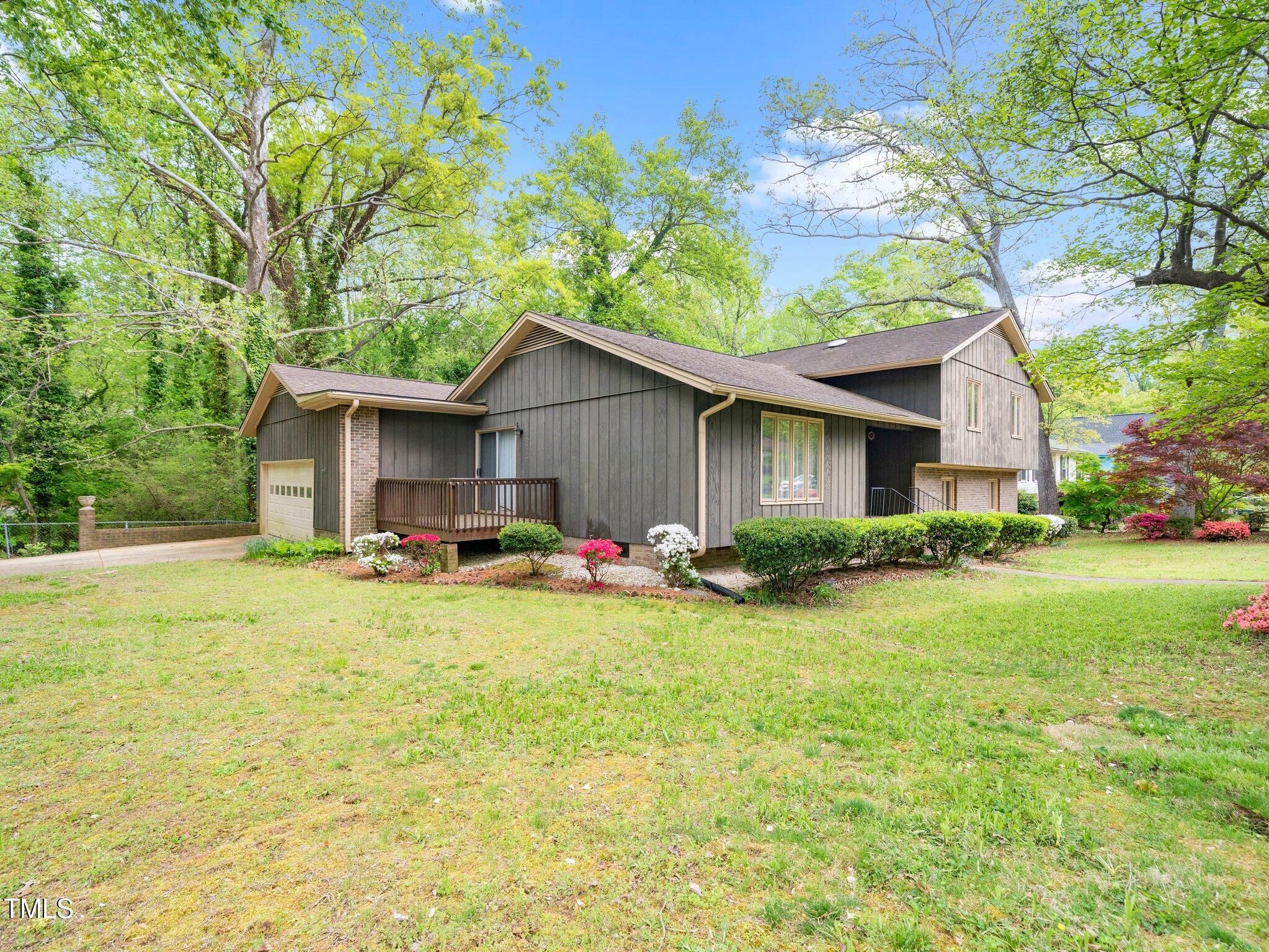 5816 Old Forge Circle