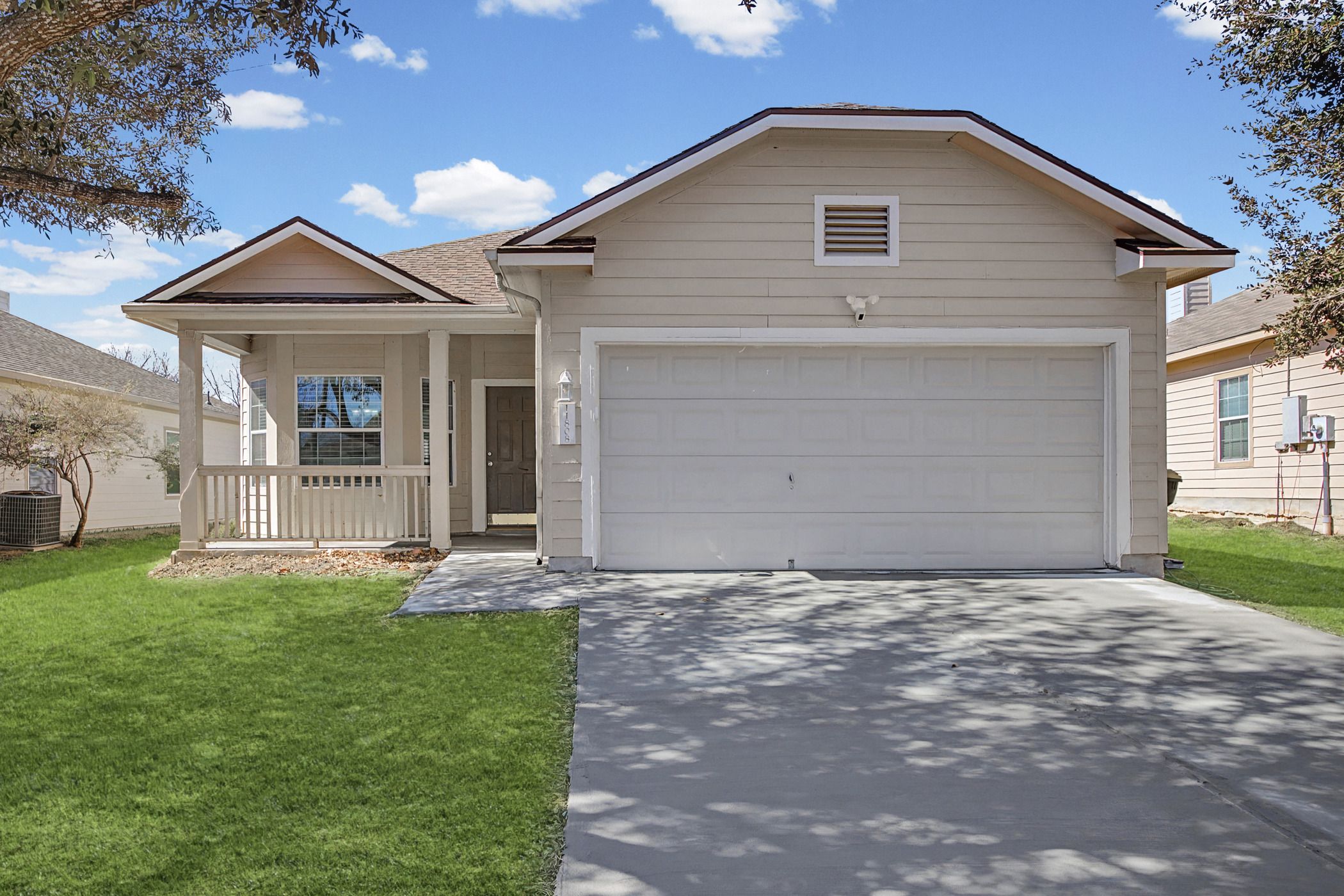 11808 Bastrop Street