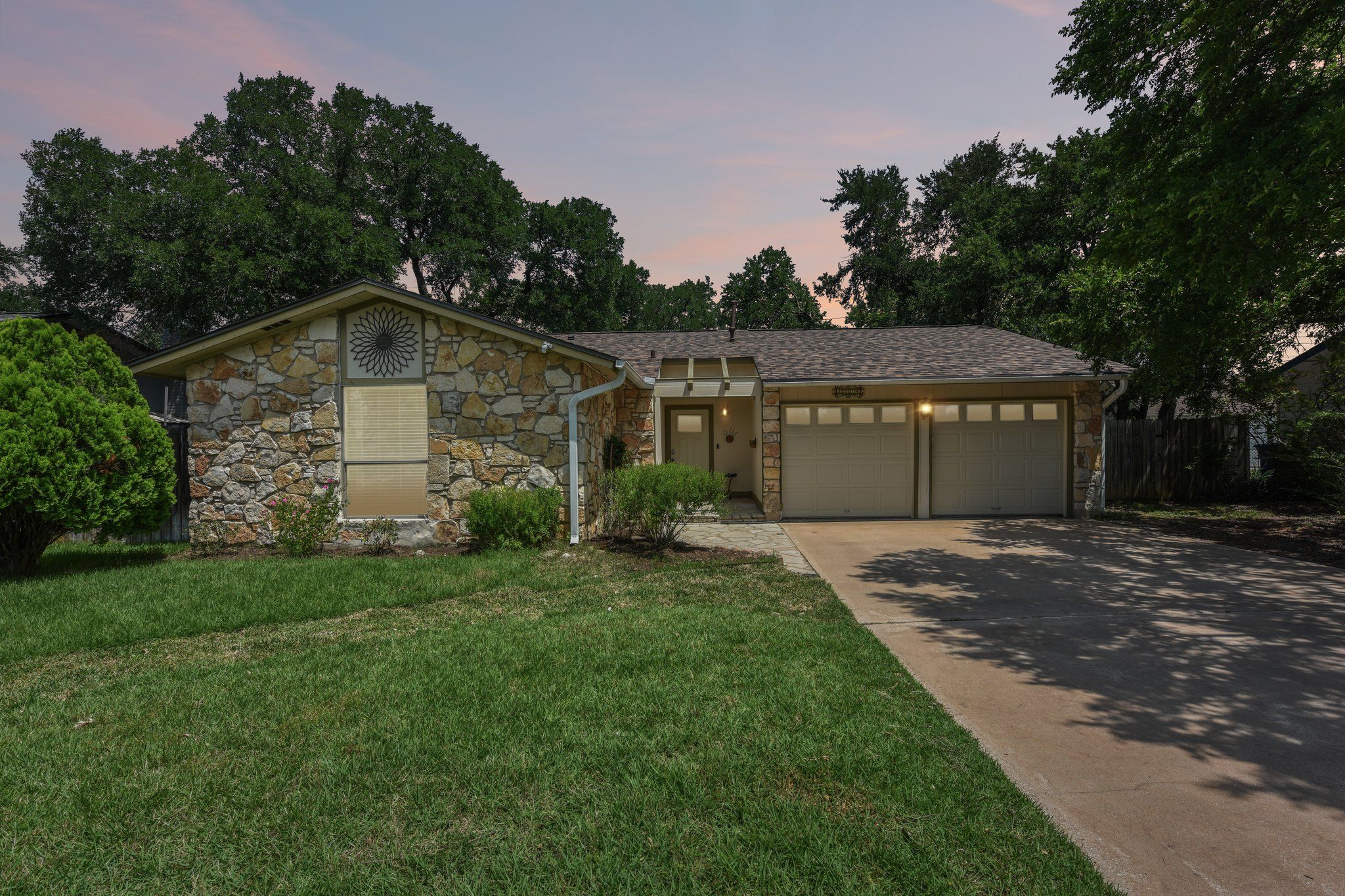 1204 Glen Cove