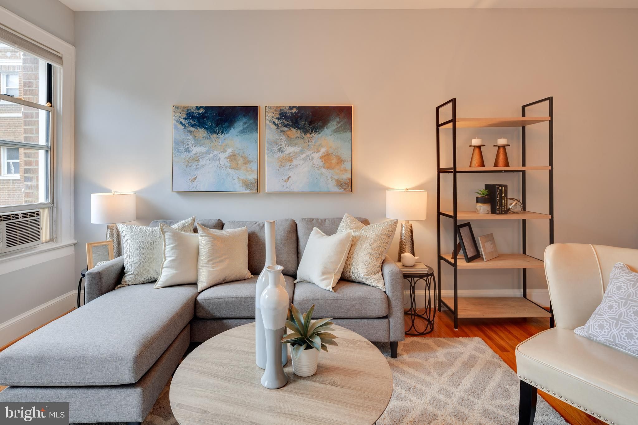 1820 Clydesdale Place Nw 300