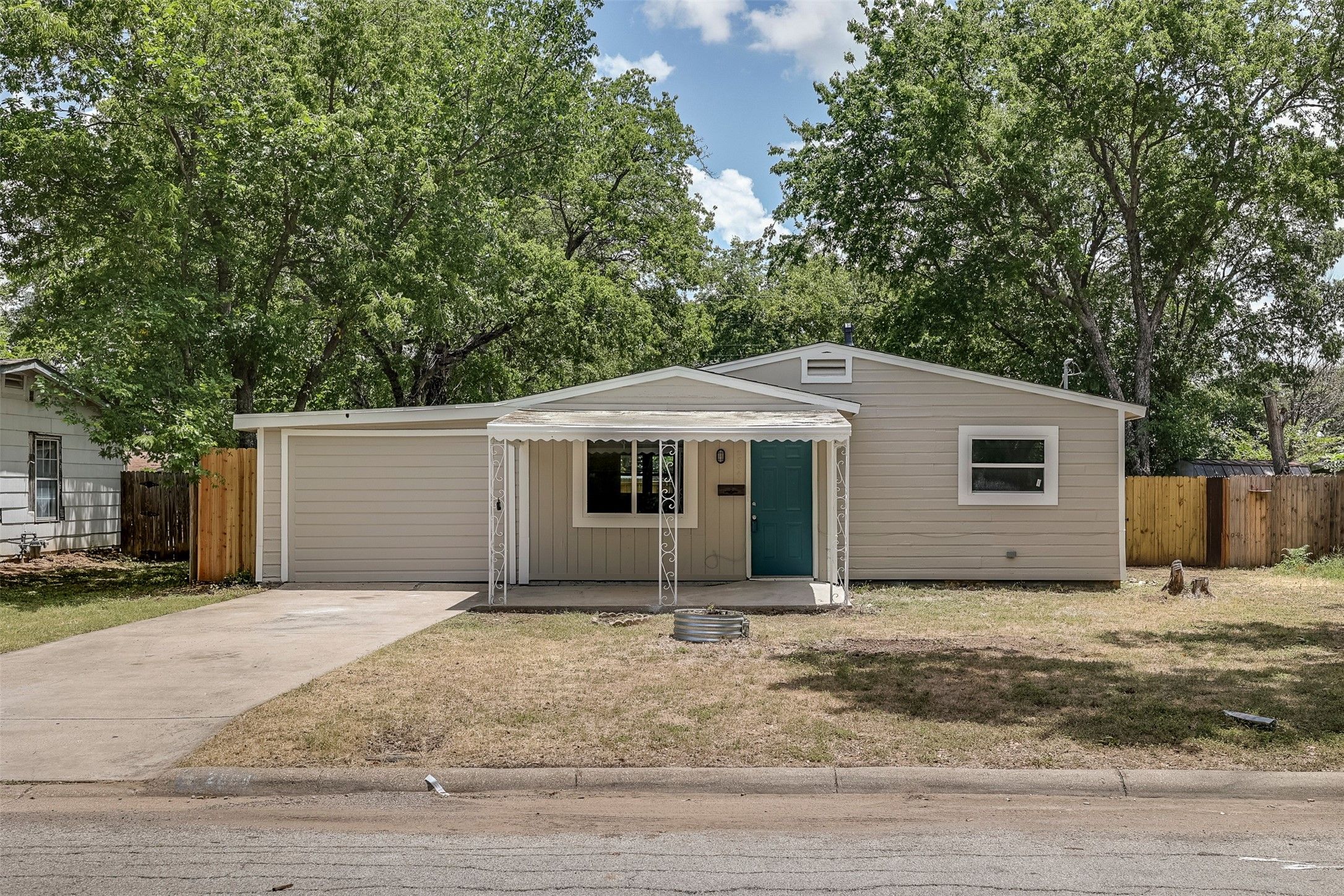 2804 Dogwood Park Drive