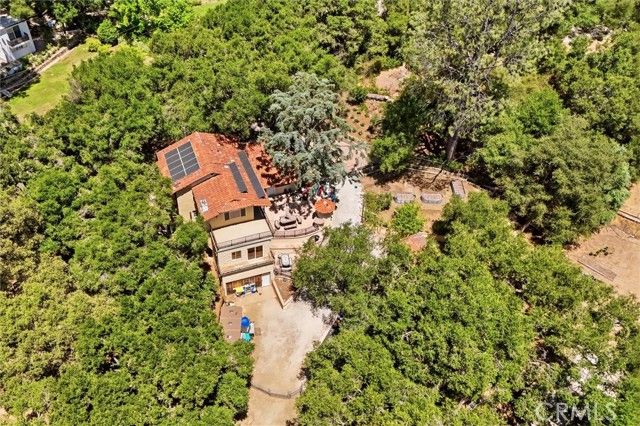 736 Crater Oak Drive
