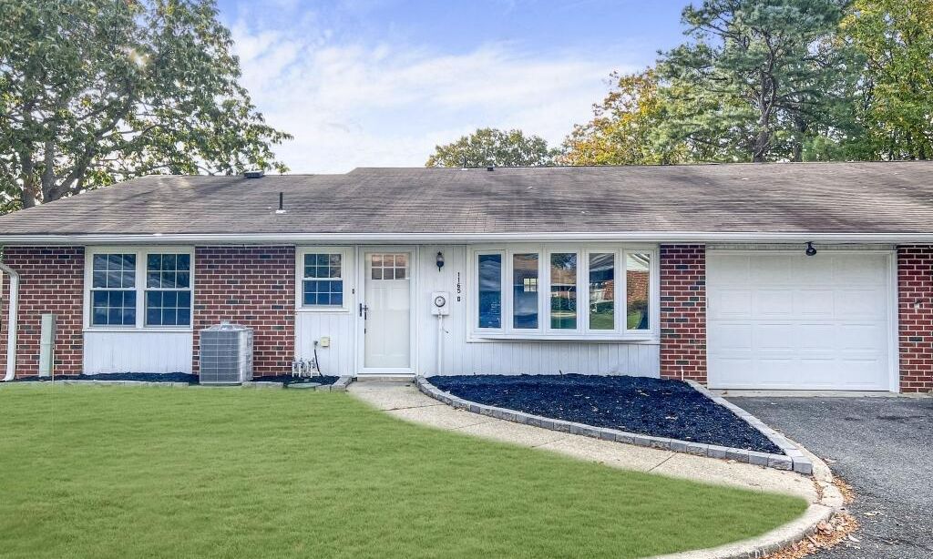 Leisure Village East