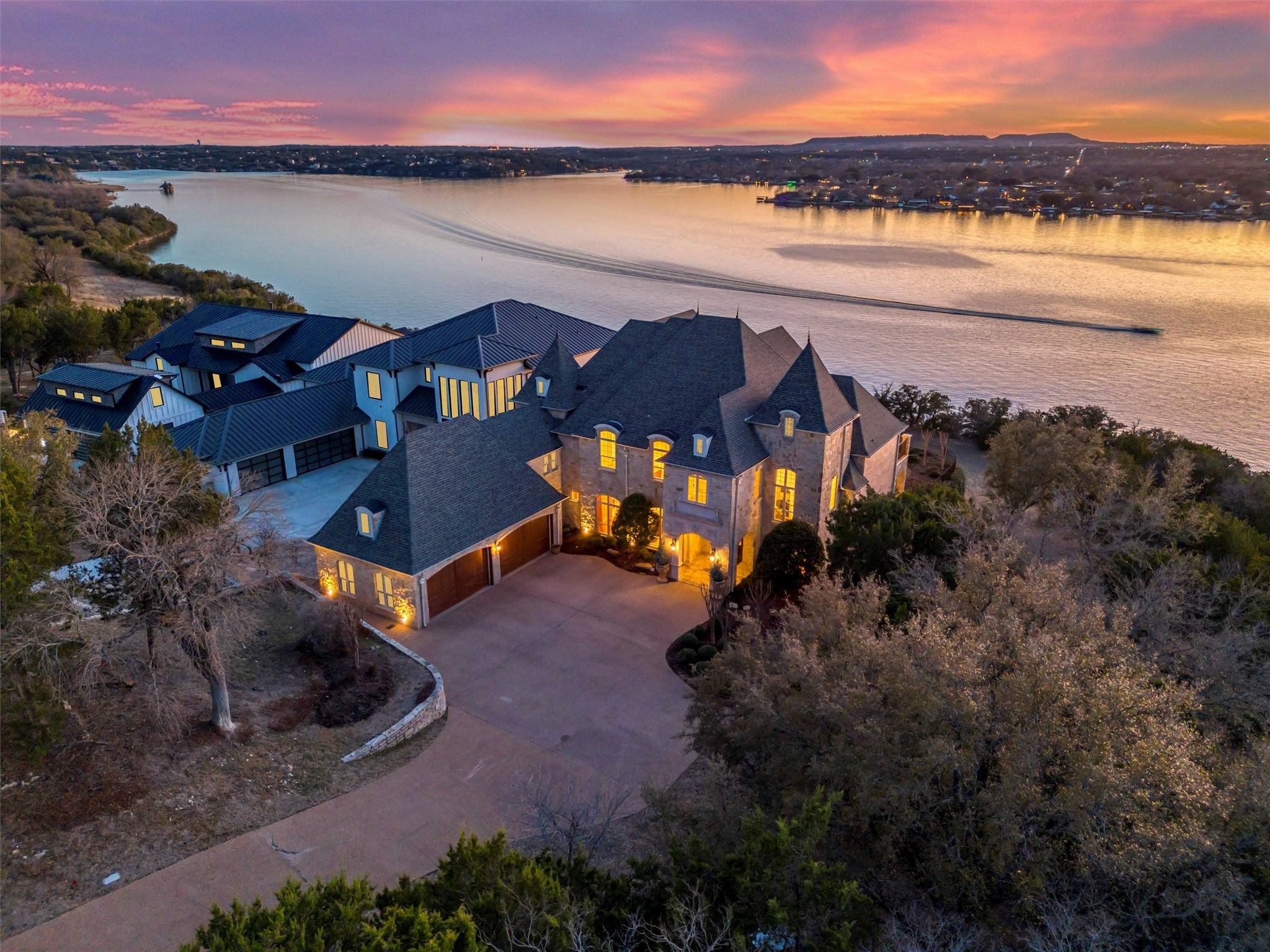 3112 Grand Point Court