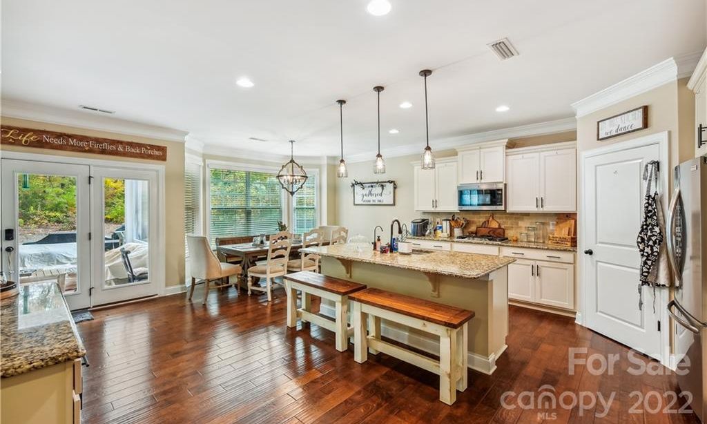 Lake Walk Freedom Homes