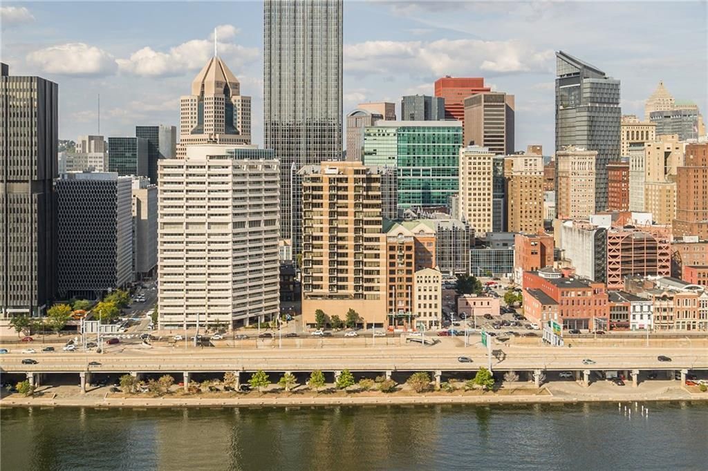 151 Fort Pitt Boulevard 1605