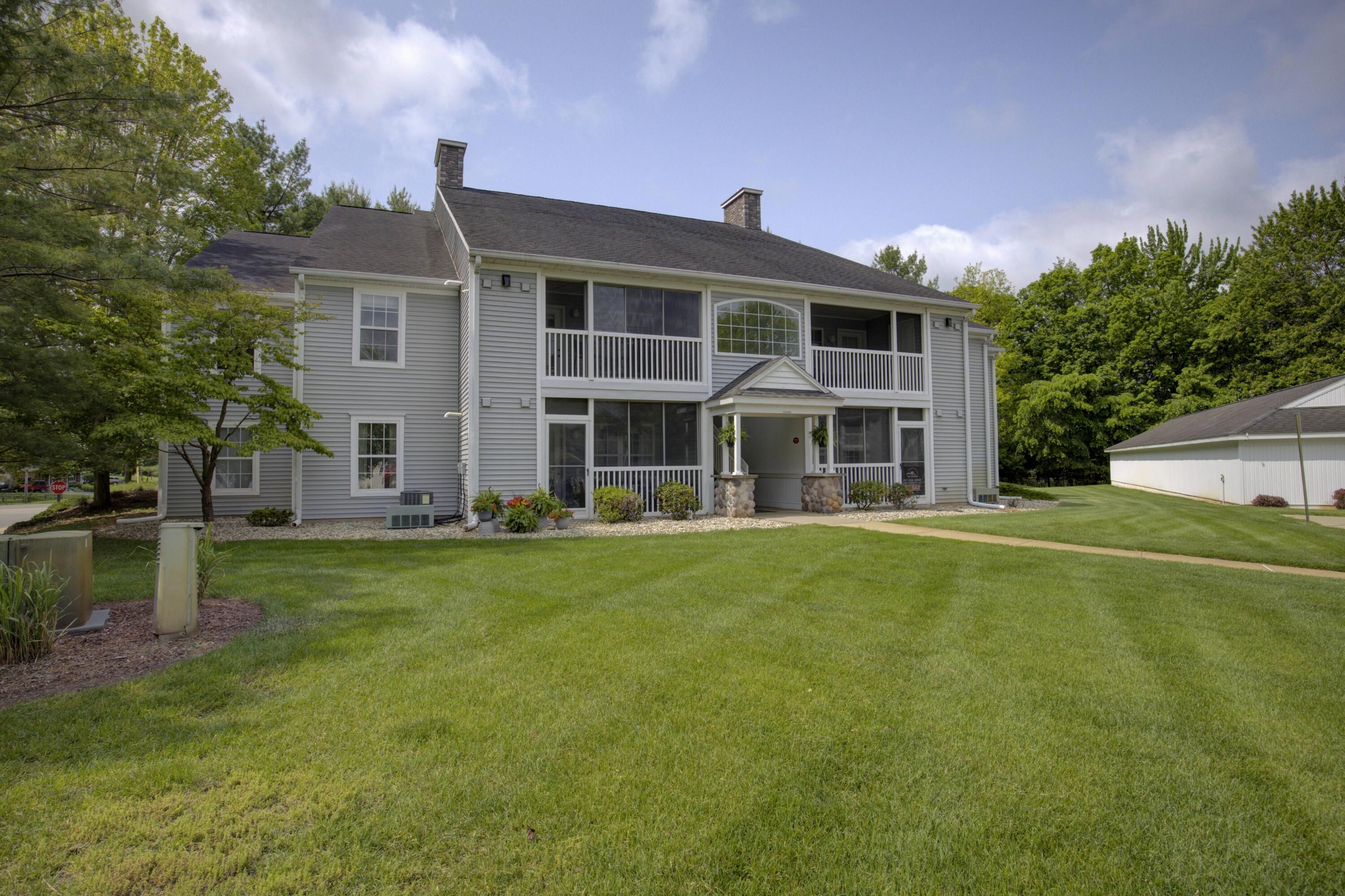 920 Oakbrook Drive