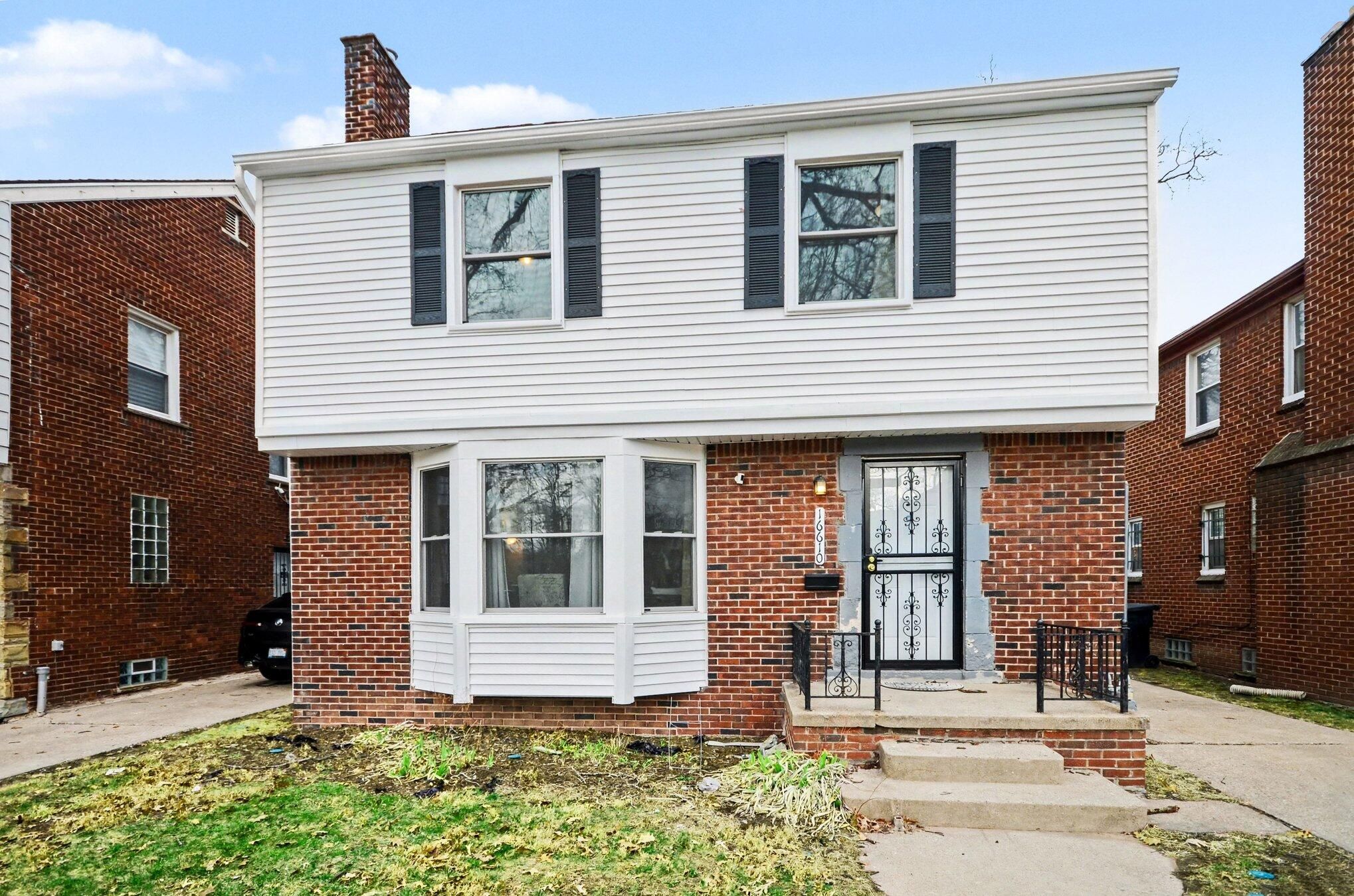 16610 Greenlawn Street