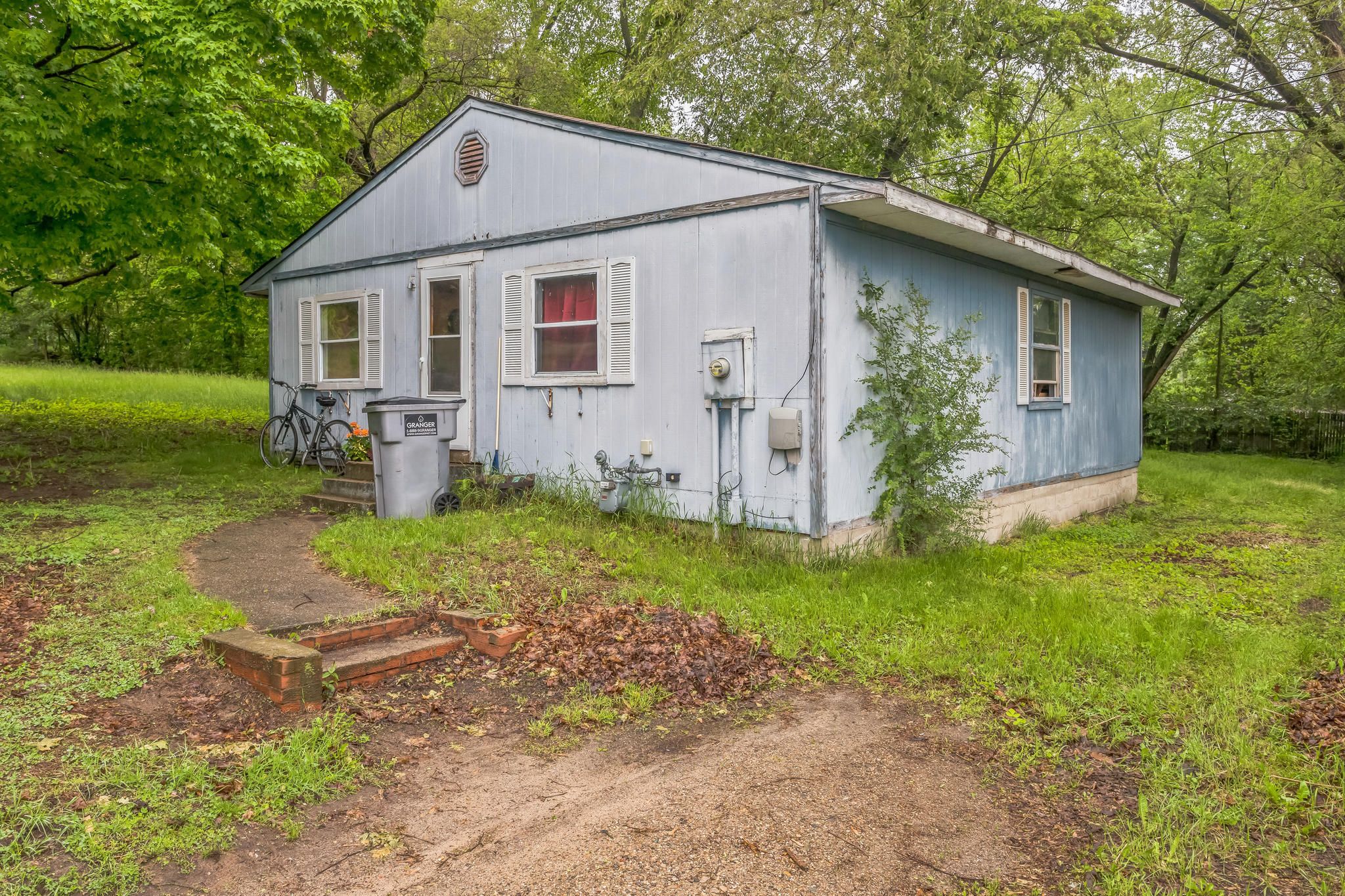 40 Van Armon Avenue
