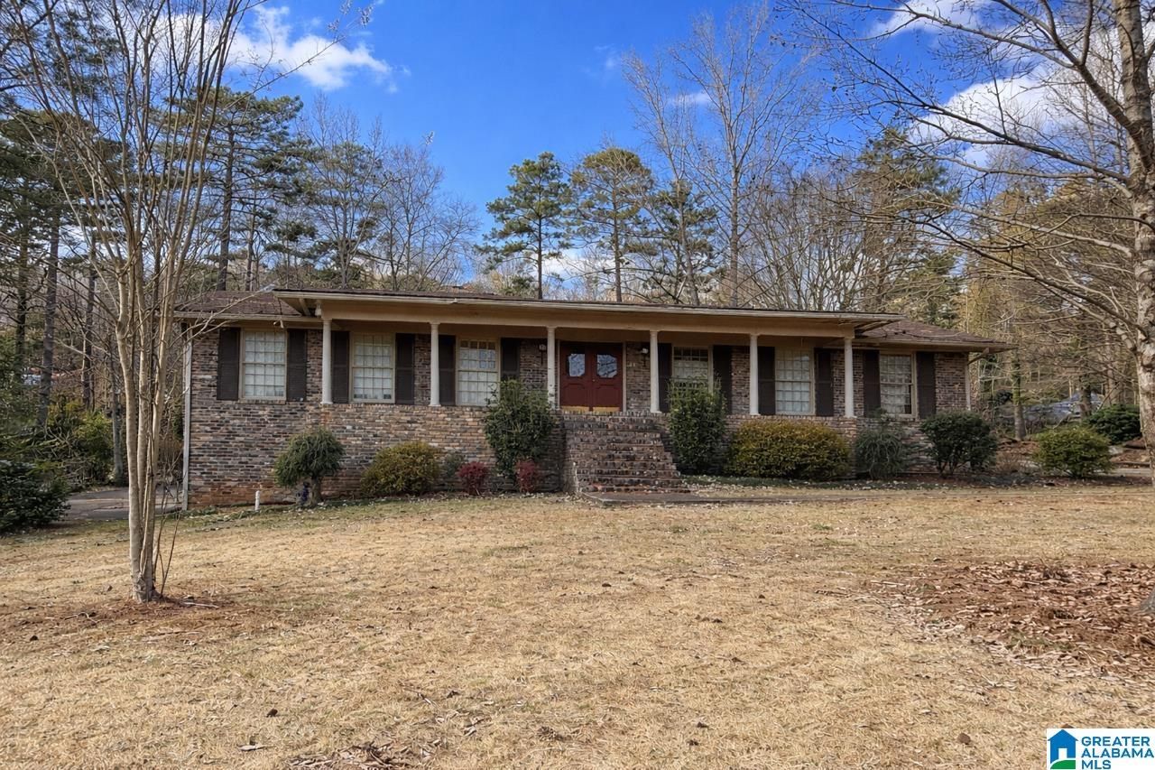 7406 Gadsden Highway