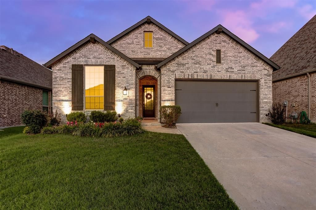 3514 Charleston Drive