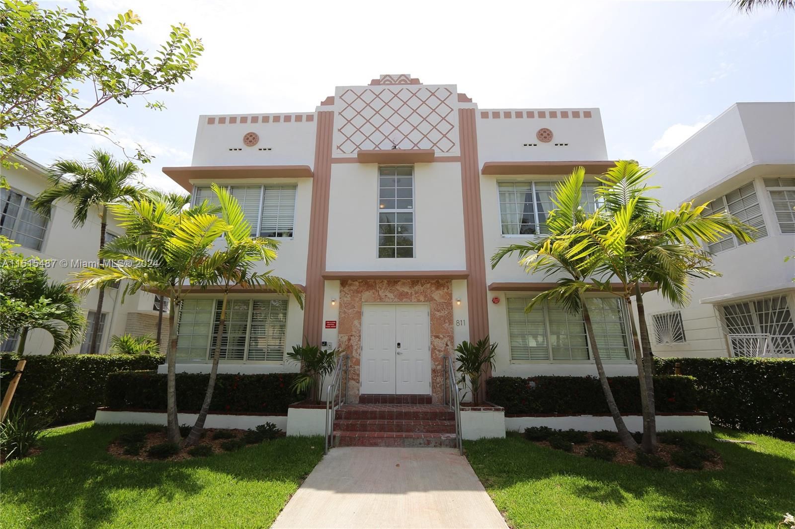 811 Jefferson Ave 101