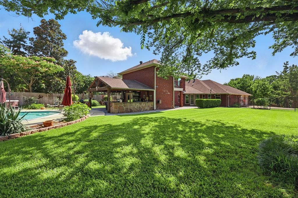 512 Inland Circle