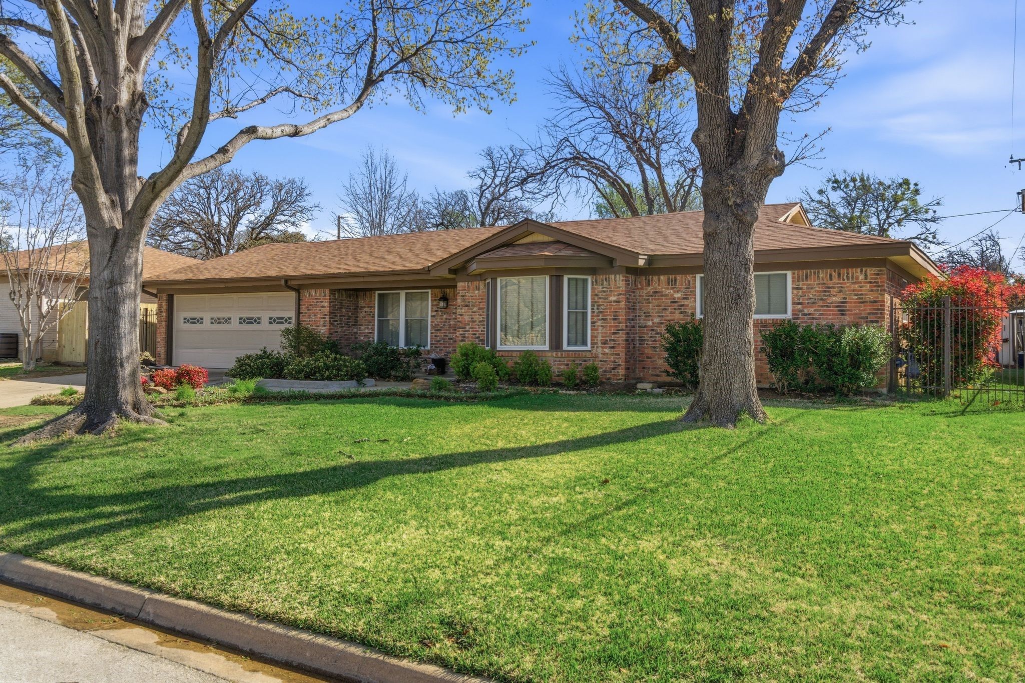 1760 Acorn Lane