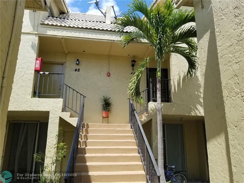 Lafayette Condominium Coral Springs Fl Homes For Sale Real Estate Neighborhoods Com