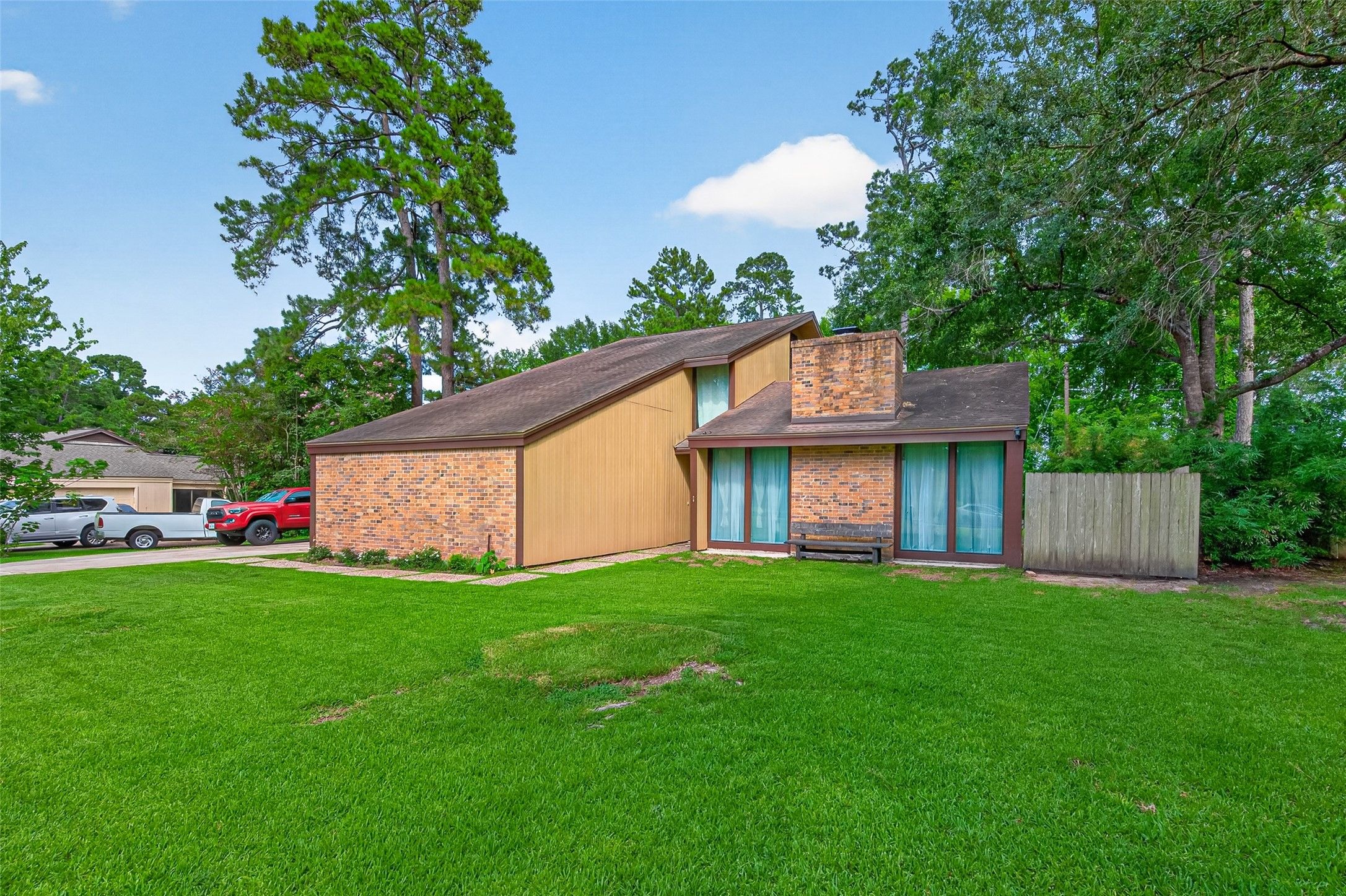 23610 Creekview Drive