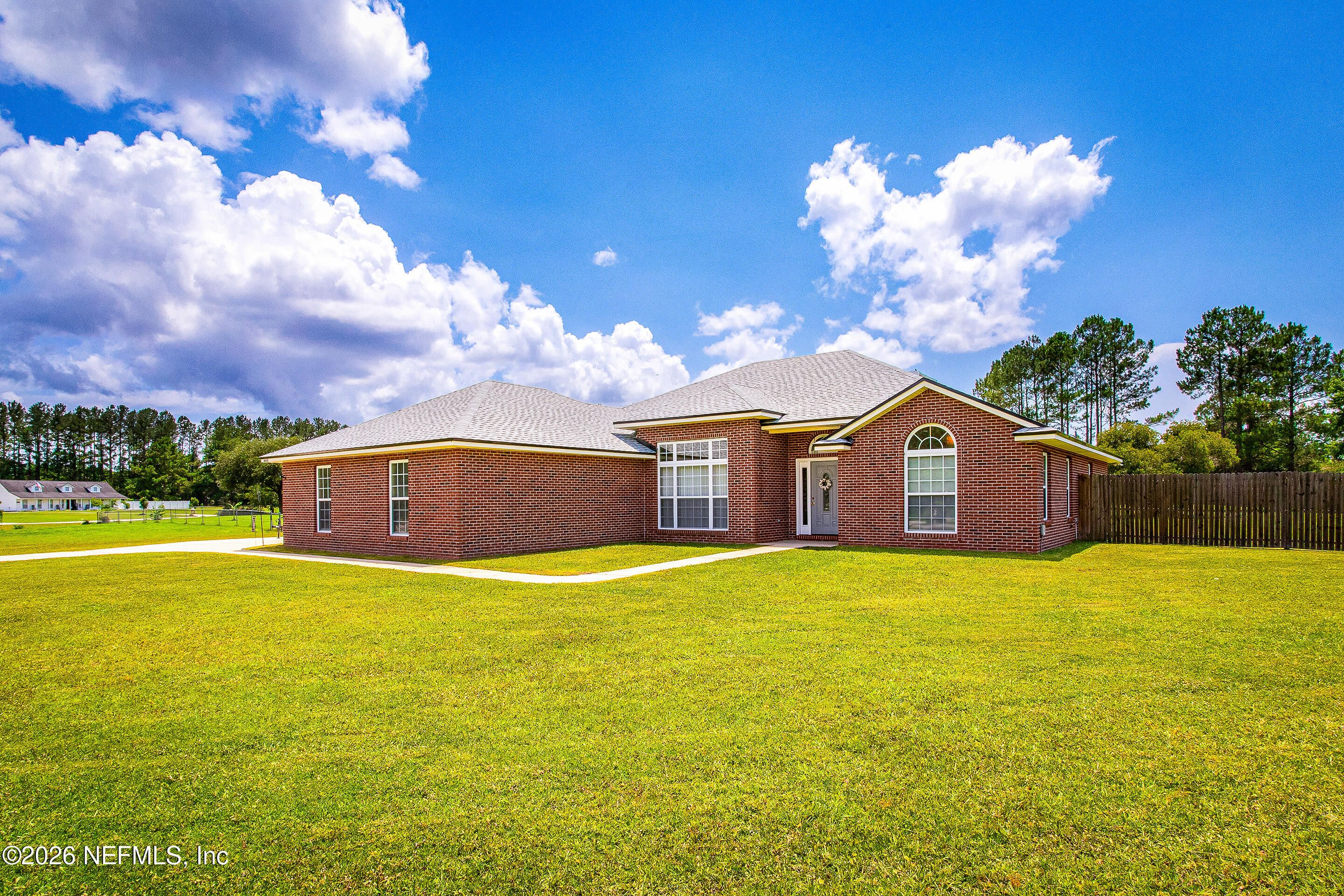 44635 Green Meadows Lane