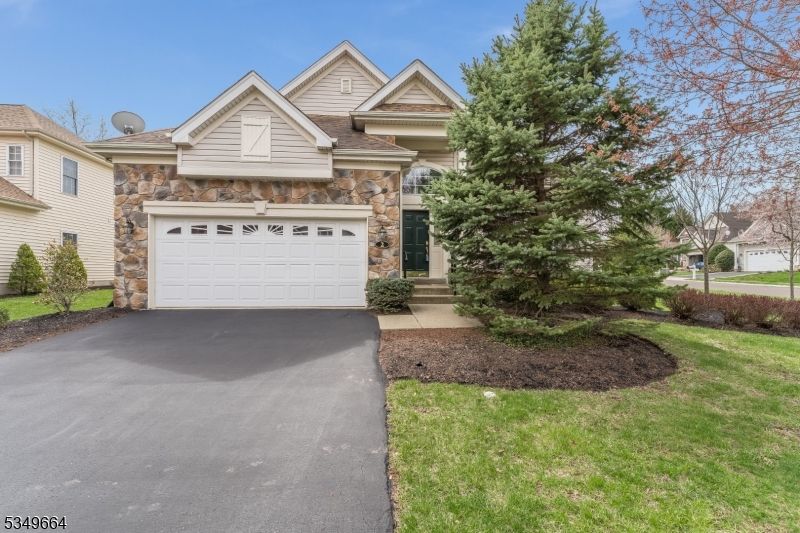 2 Moore Dr