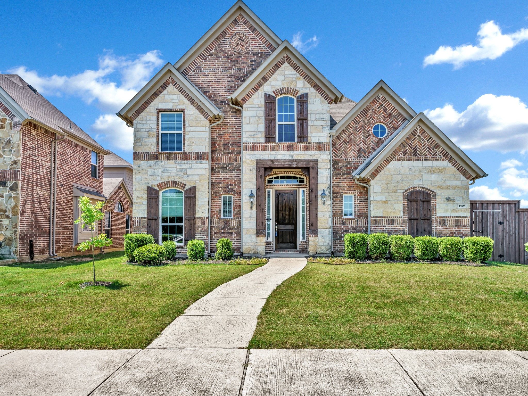 1121 Ranch Gate Lane