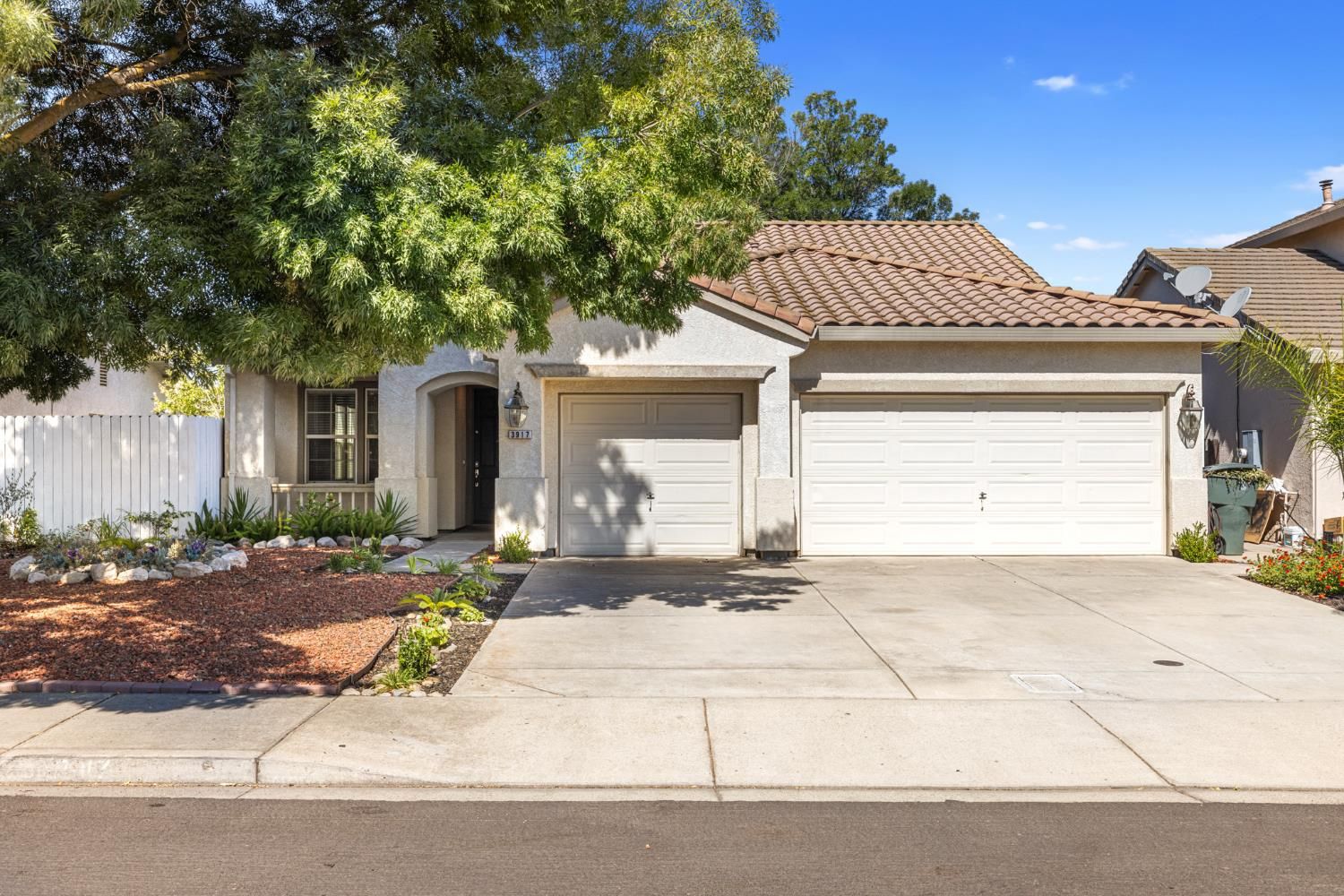 3917 Dragoo Park Drive