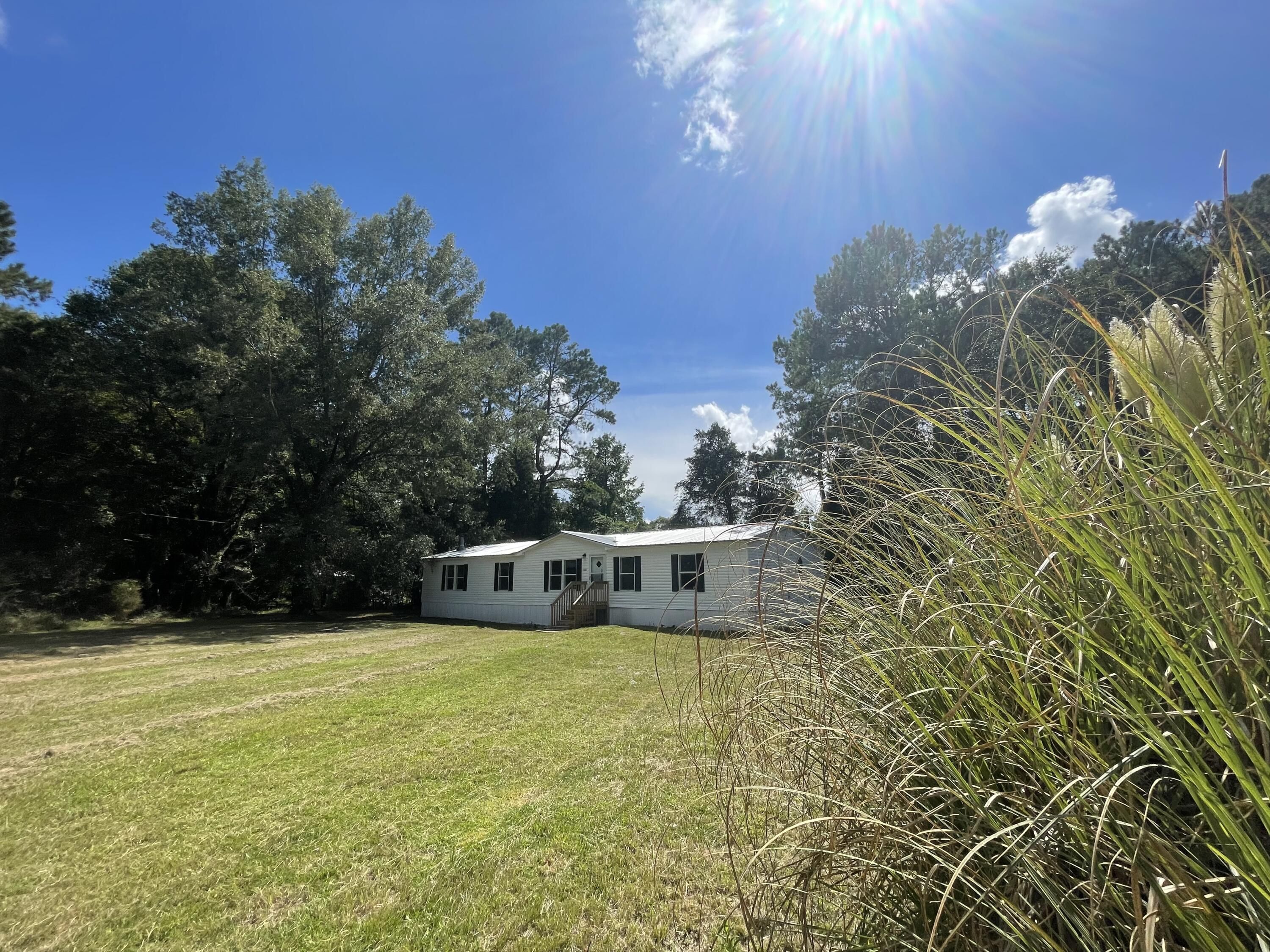 198 Dove Lane