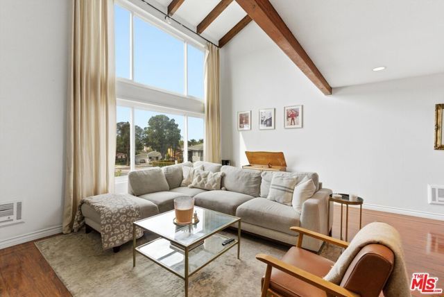 12438 Short Avenue 2