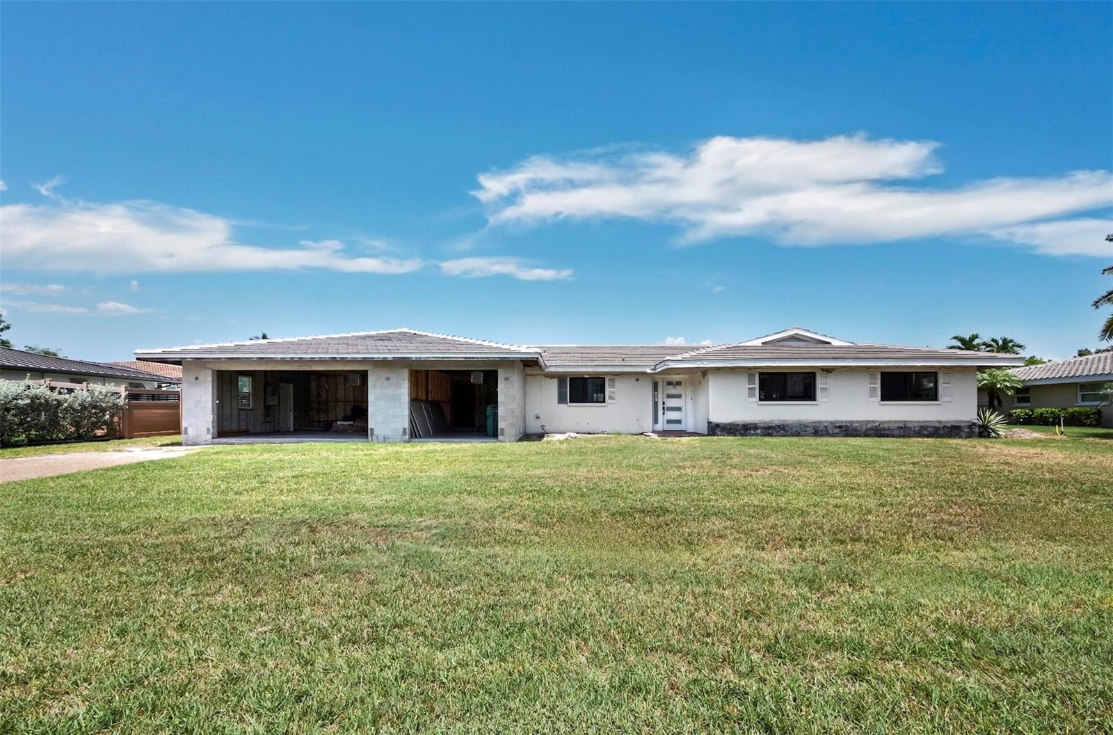 525 Sloop Lane