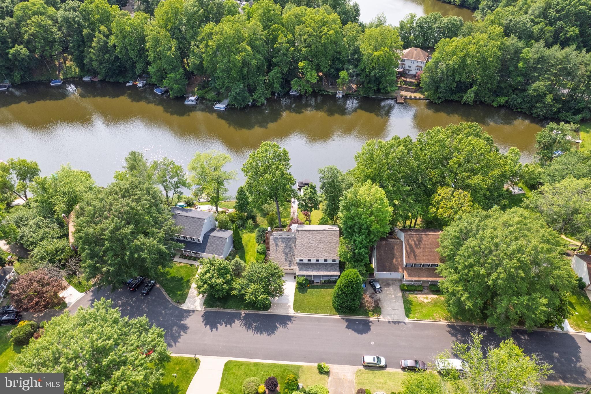 15350 Edgehill Drive