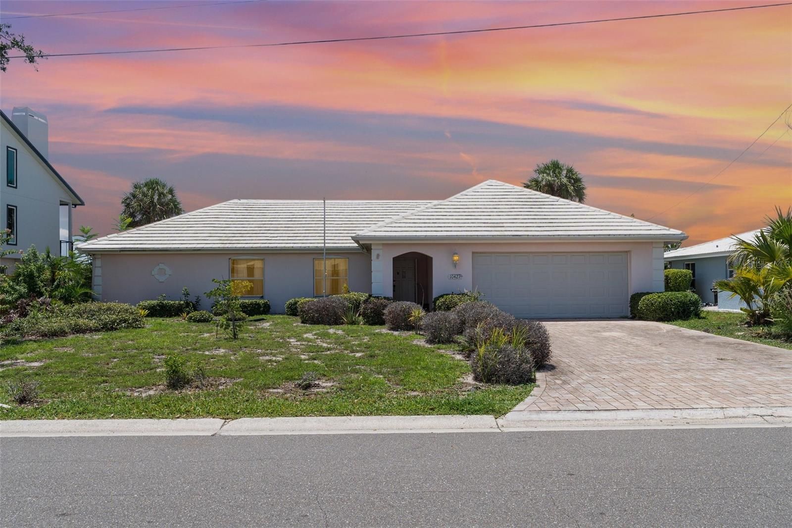 10427 Spoonbill Road W