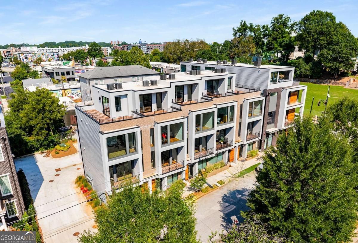 105 Georgia Avenue Se 10