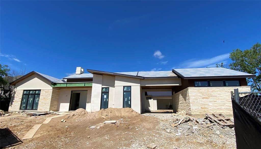 600 Pemberton Drive