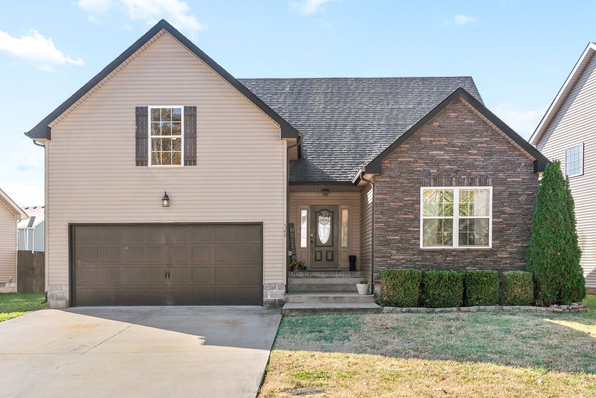 645 Fox Hound Dr
