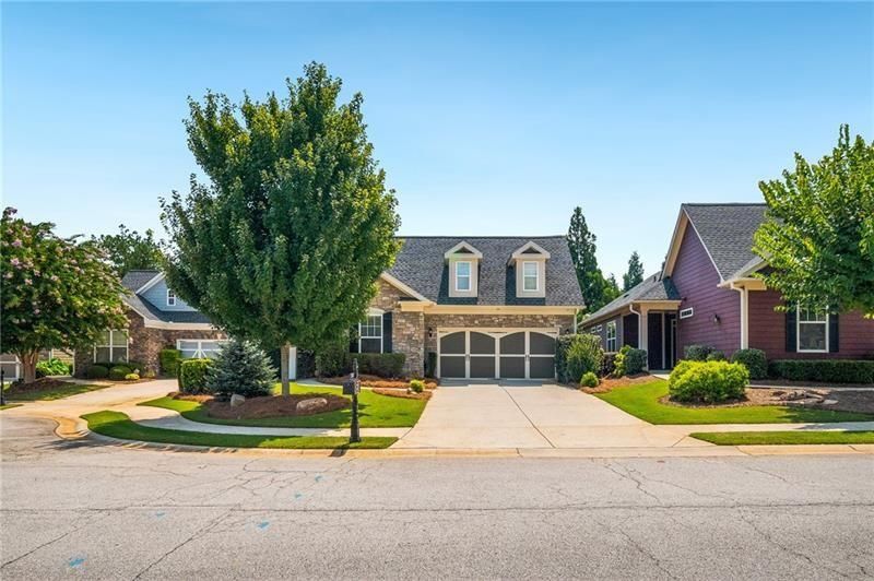 3180 Willow Creek Drive