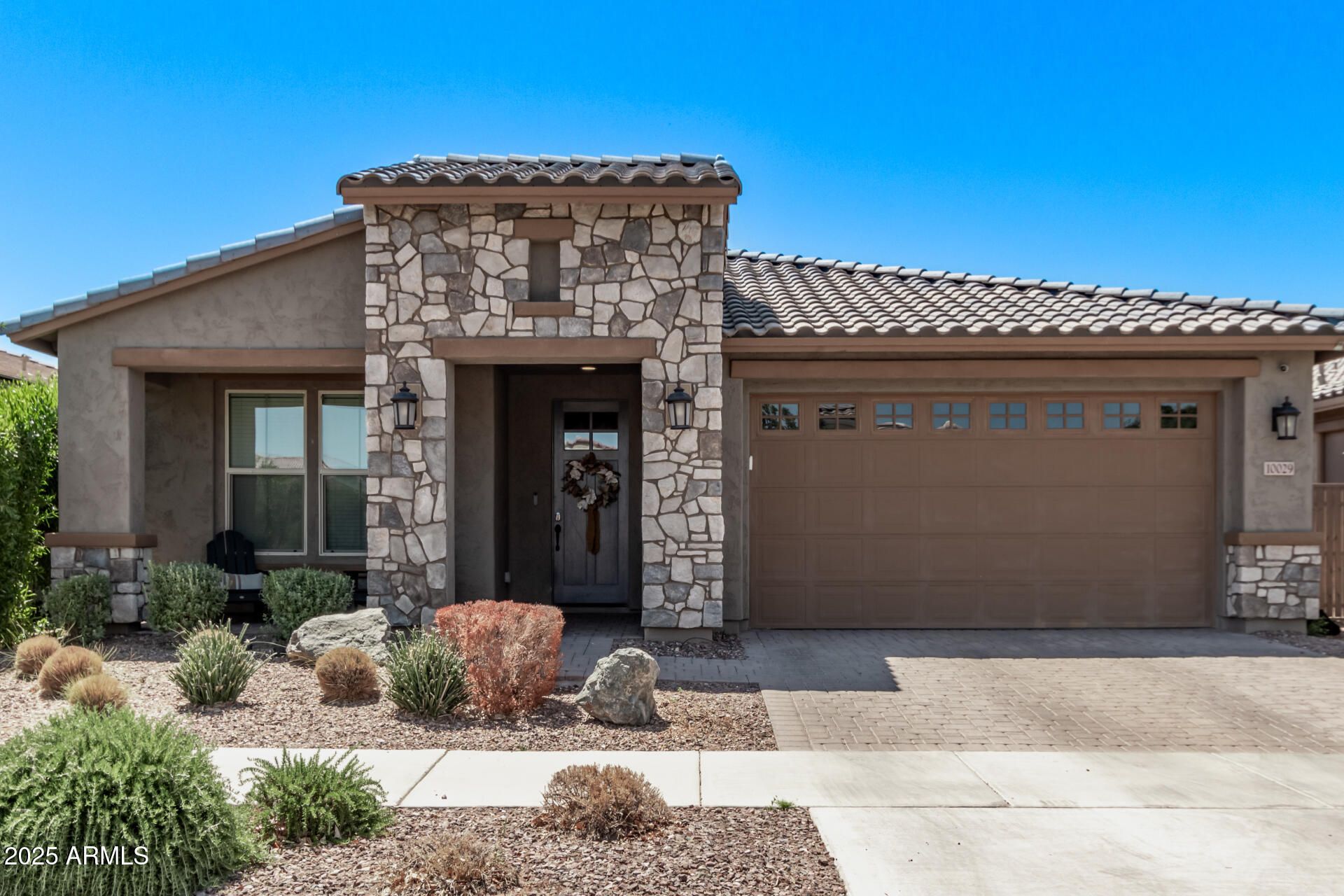 10029 E Wavelength Avenue