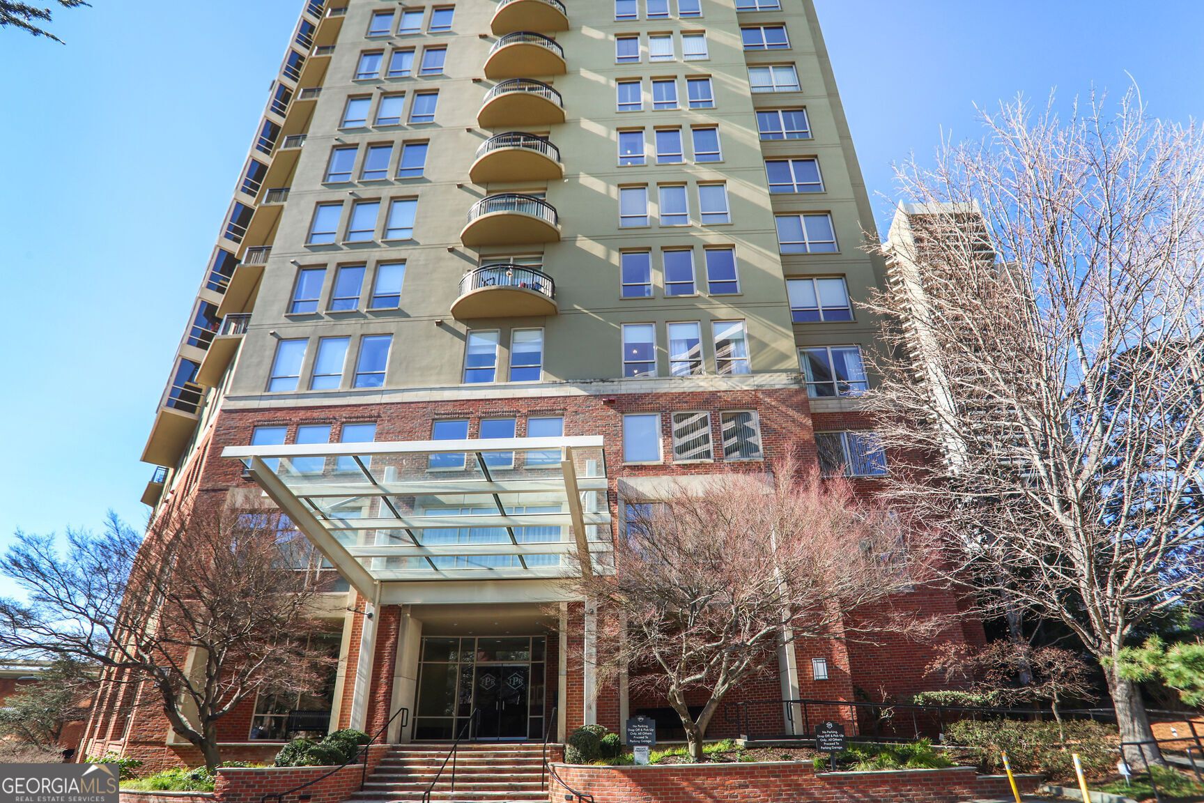 2626 Peachtree Road Nw 1102