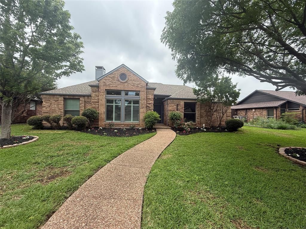 2302 Stone Glen Lane