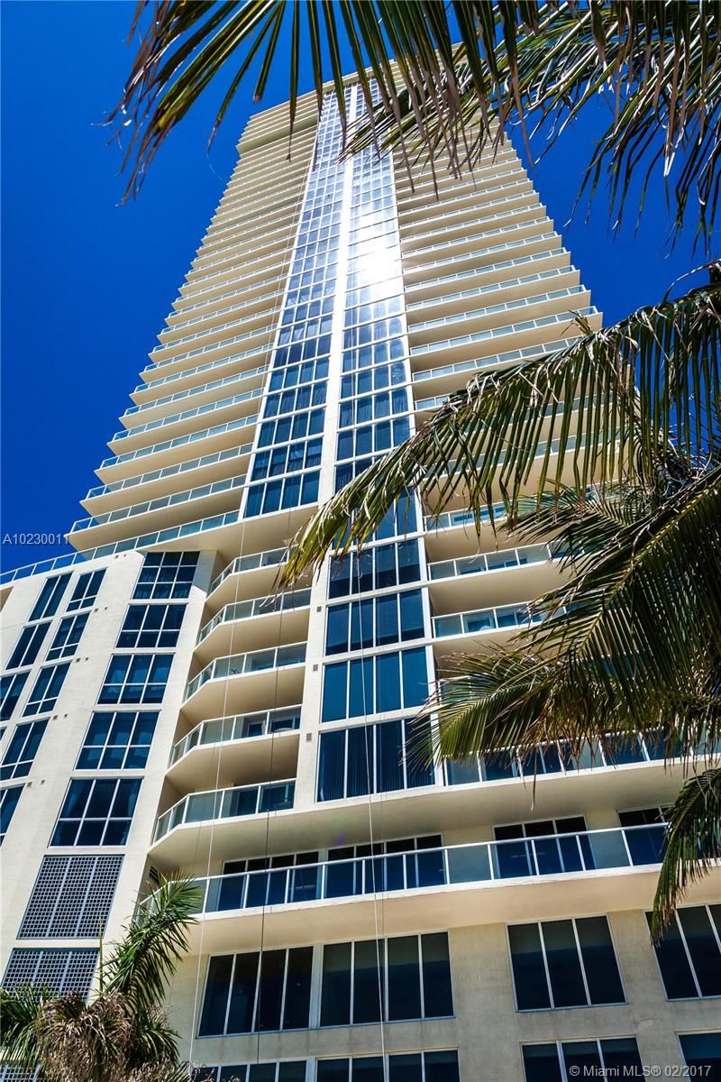 16699 Collins Ave 3106