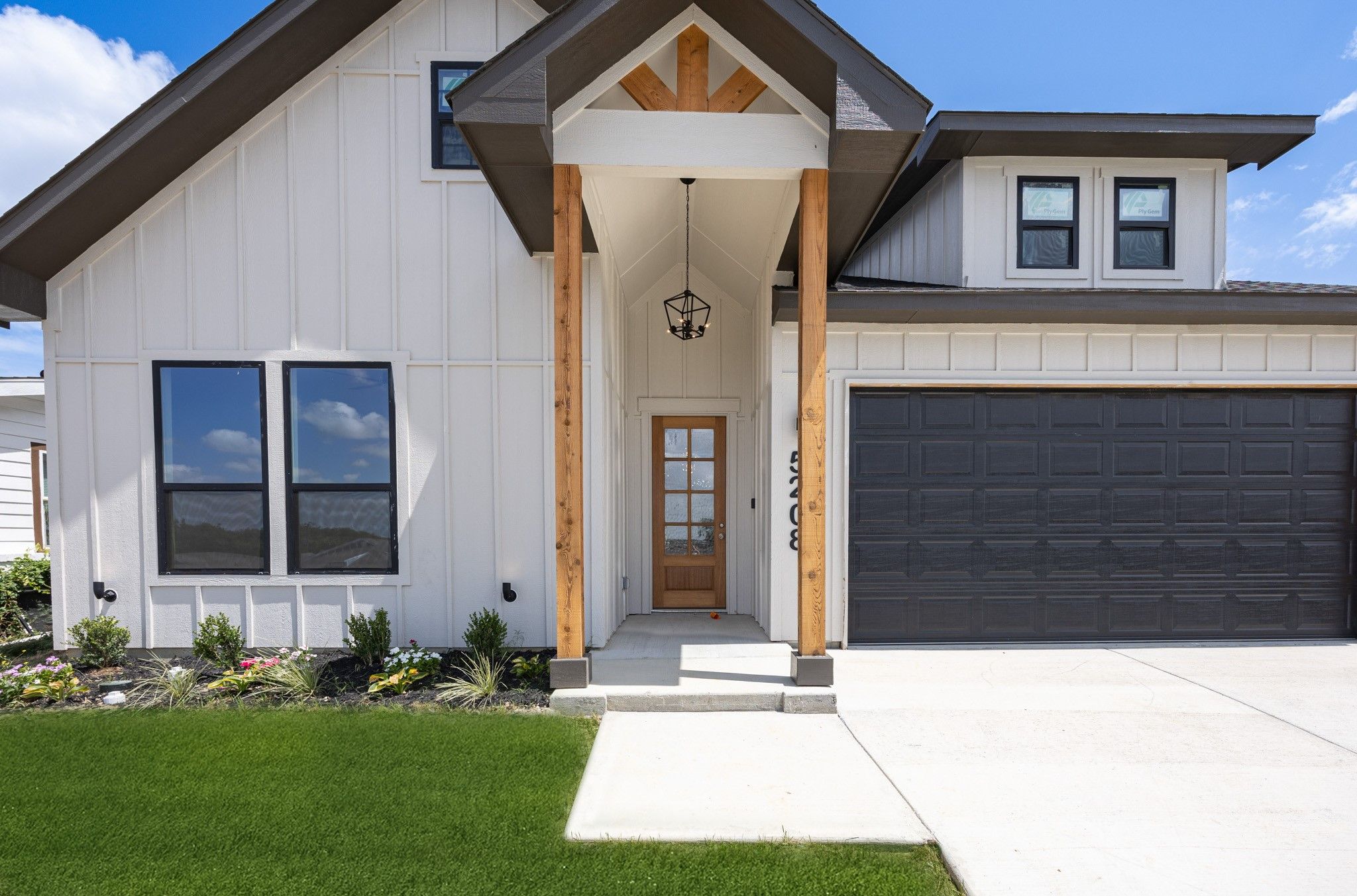 5208 Helmick